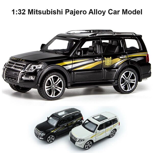 1:32 Alloy Mitsubishi Pajero SUV Car Model &amp; Stand Sound Light Collection Toy