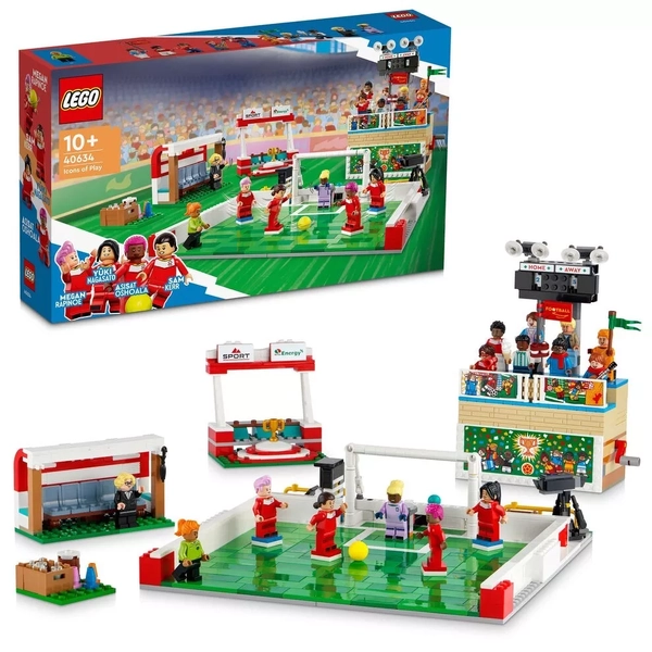 BRAND NEW LEGO Icons of Play #40634 Women&#39;s Football Soccer 899pcs 10Year+