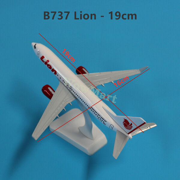 1:200 Quality Alloy Metal Boeing B737 Aircraft Plane Model Airline Collection