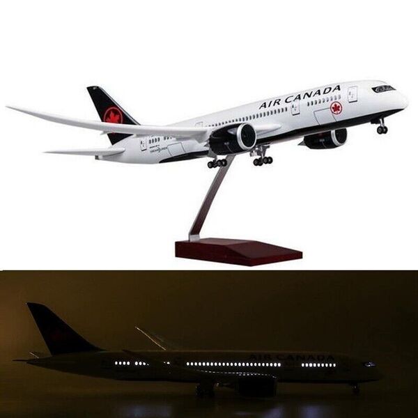 1:130 Air Canada Boeing 787 Plane Model / LED Light &amp; Wheels Aircraft Model