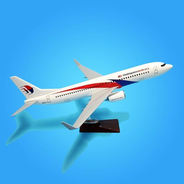 1:85 Malaysia Airlines B737 Plane Model Resin Boeing Aircraft Plane Model 46cm