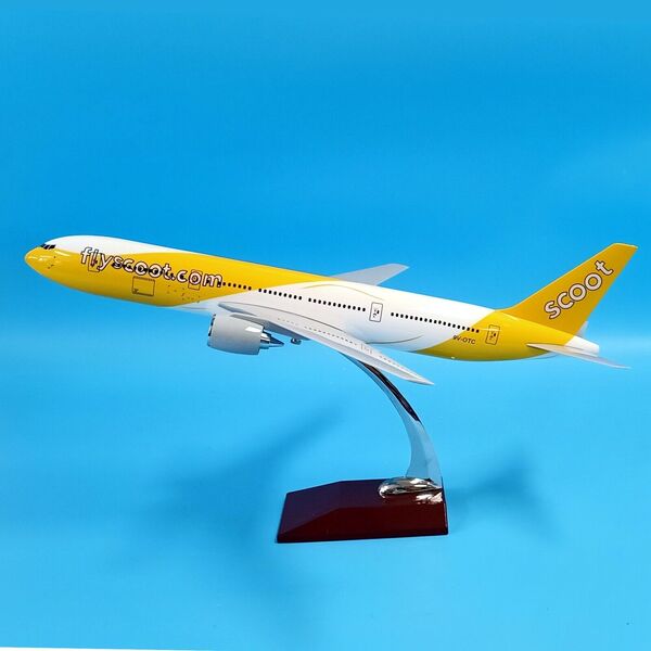 1:160 Scoot Airline Boeing B777 -300 Fiberglass Resin Aircraft Plane Model 48cm