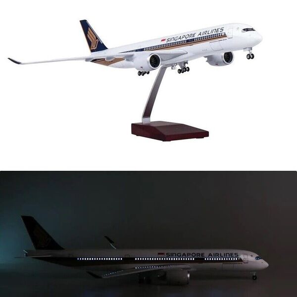 1:140 Singapore A350 Plane Model / LED Light Wheel Airbus Aircraft Model 47cm