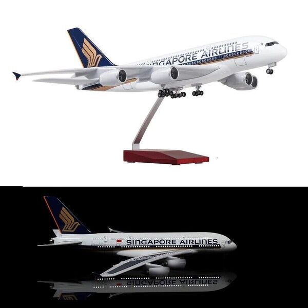 1:160 Singapore Airline A380 Plane Model / LED Light &amp; Wheel Aircraft Model 45cm