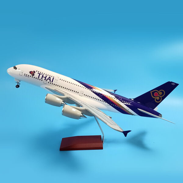 1:160 Thai Airways A380 Plane Model / LED Light &amp; Wheel Aircraft Model 45cm