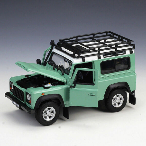 Welly 1:24 Metal Diecast Land Rover Defender Gift Car Model Toy Collection 17cm